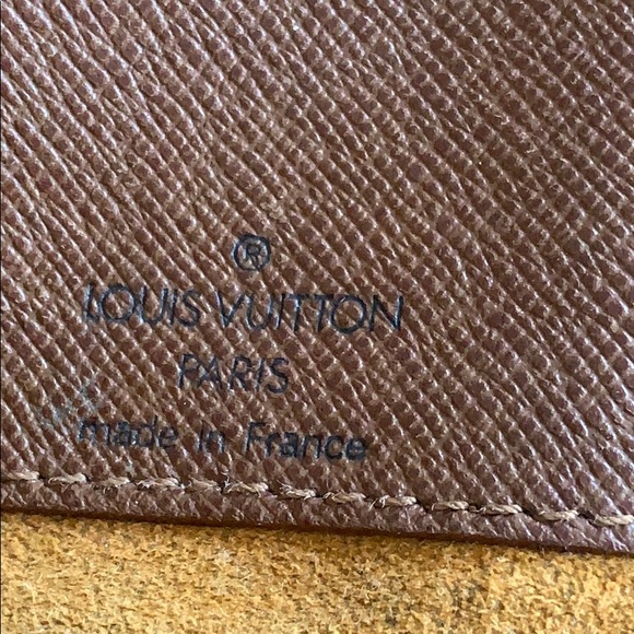 Louis Vuitton  Monogram crossbody bag - Picture 7 of 8